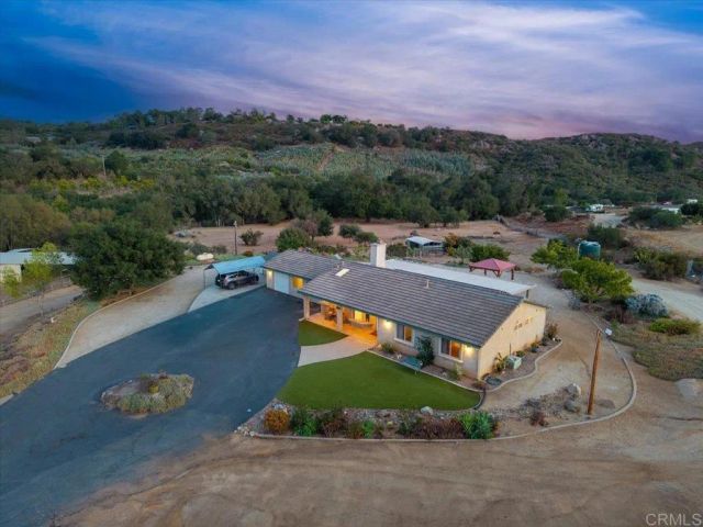 27697 Sunset Vista Lane, Valley Center, CA 92082