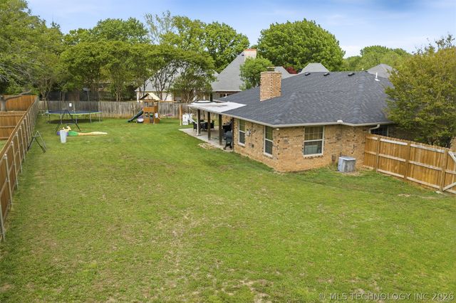 2006 Yorktown Court, Ardmore, OK 73401