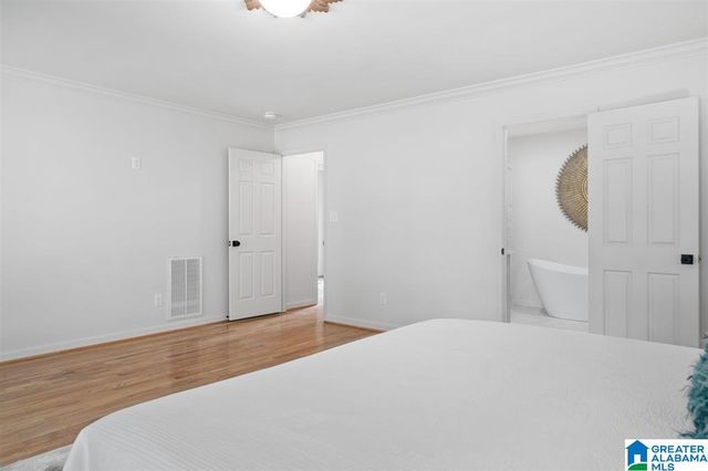 4909 BRANDYWOOD DRIVE, Mountain Brook, AL 35223