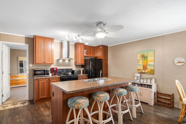 2429 Park St., North Myrtle Beach, SC 29582