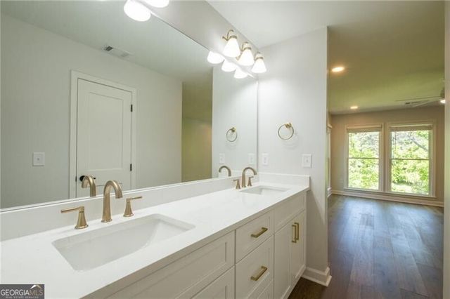 3798 Ashford Lake Court NE, Brookhaven, GA 30319