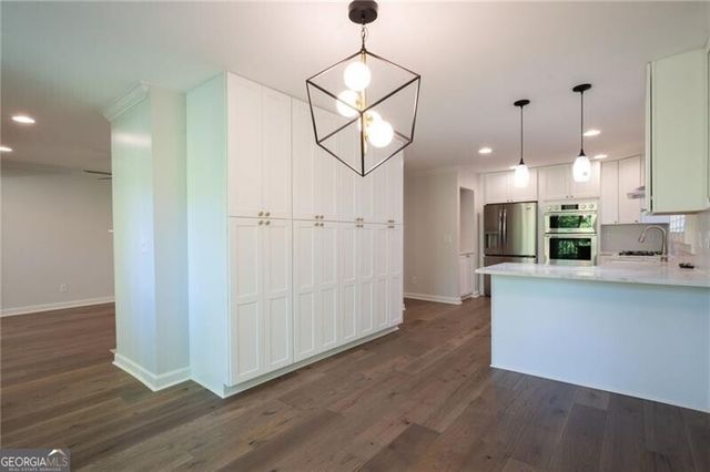 3798 Ashford Lake Court NE, Brookhaven, GA 30319
