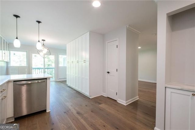 3798 Ashford Lake Court NE, Brookhaven, GA 30319