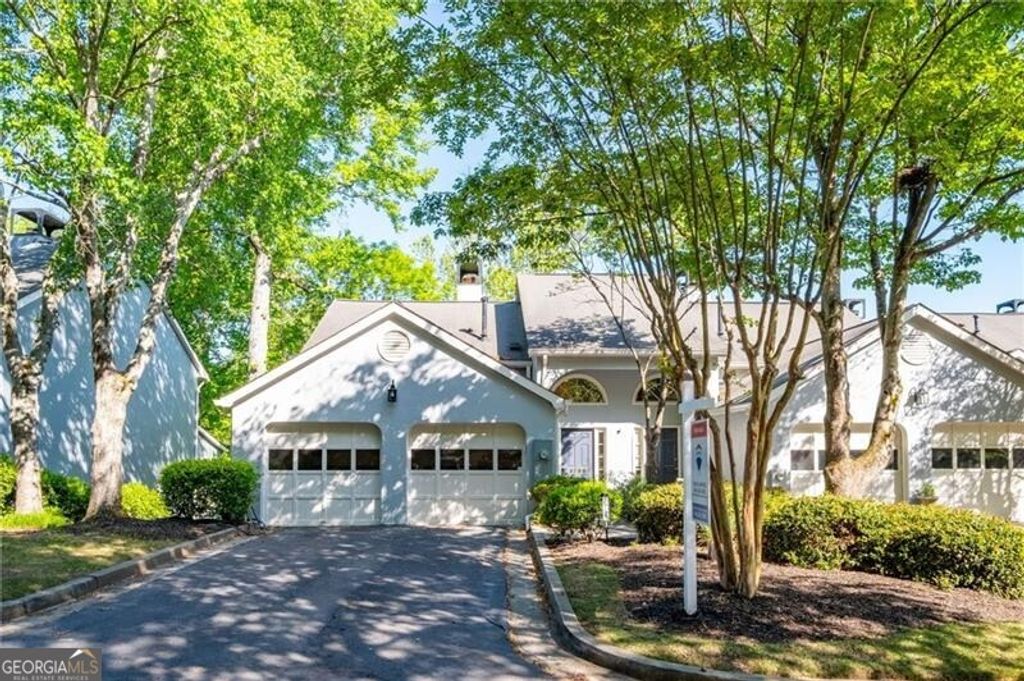 3798 Ashford Lake Court NE, Brookhaven, GA 30319