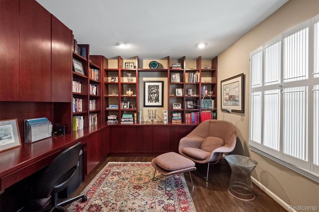 6018 Glen Eagles Drive, West Bloomfield Charter Township, MI 48323