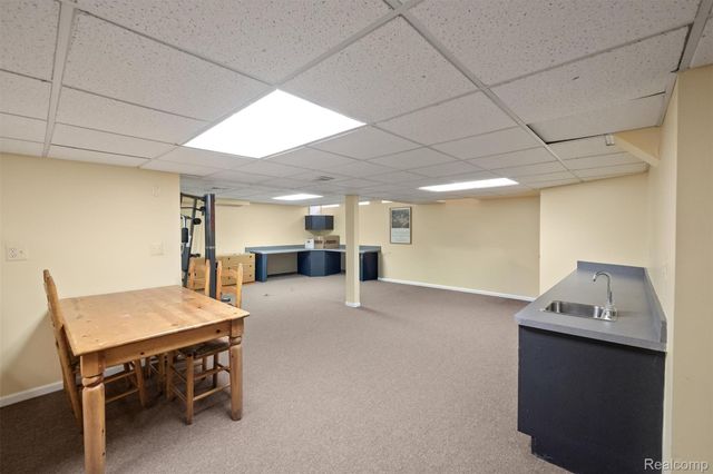 6018 Glen Eagles Drive, West Bloomfield Charter Township, MI 48323