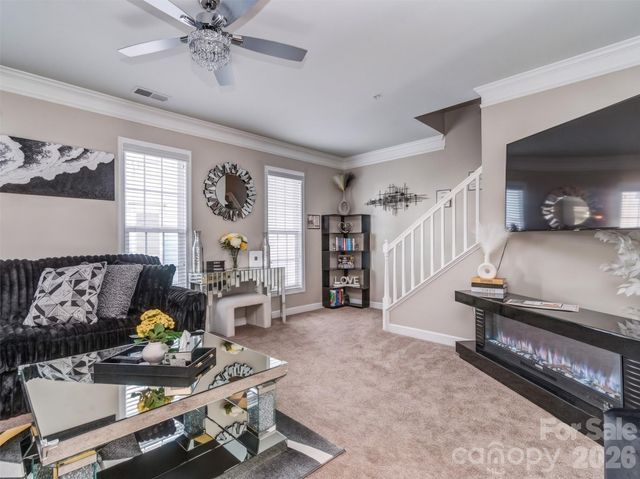 2074 Ayrsley Town Boulevard, Charlotte, NC 28273
