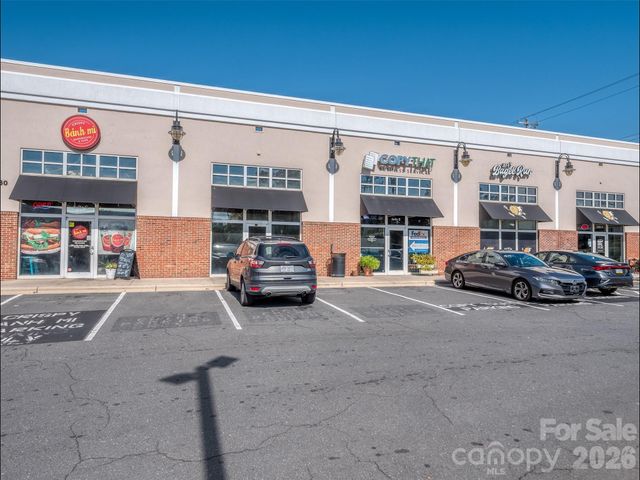 2074 Ayrsley Town Boulevard, Charlotte, NC 28273