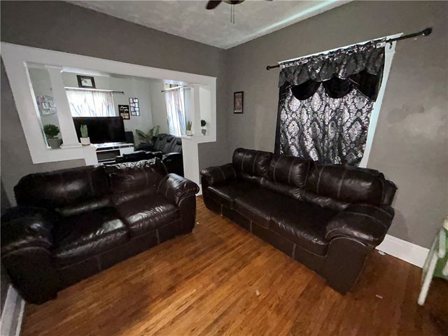 63 Roycroft Drive, Rochester, NY 14621