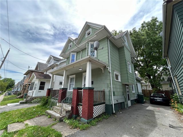 63 Roycroft Drive, Rochester, NY 14621