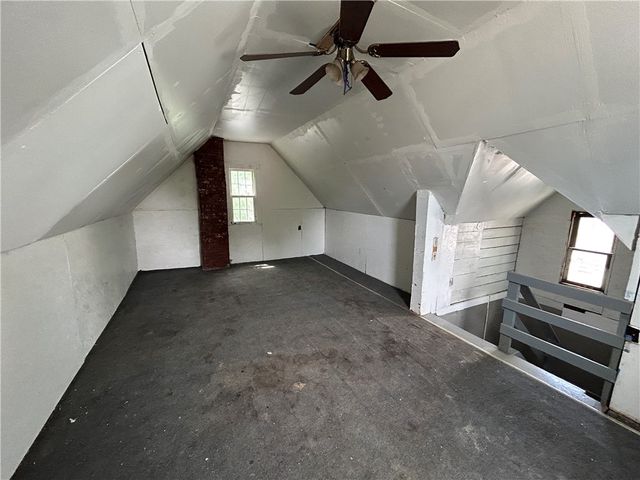 63 Roycroft Drive, Rochester, NY 14621