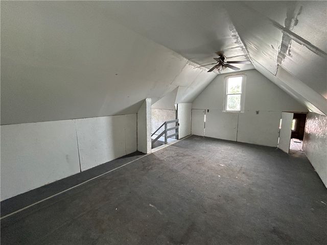 63 Roycroft Drive, Rochester, NY 14621
