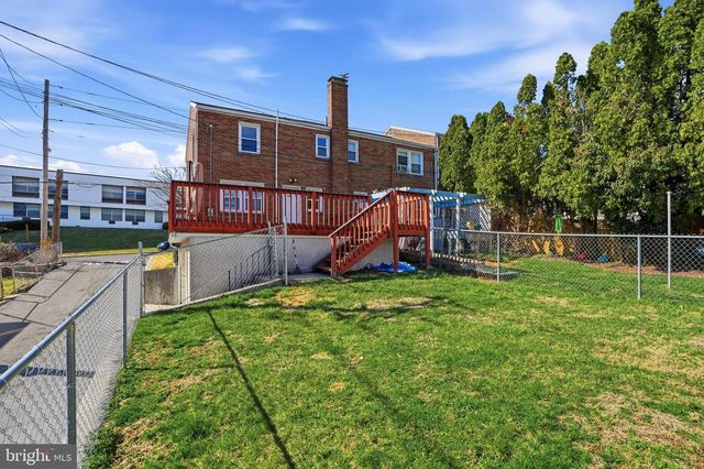 227 S 4TH AVE, Reading, PA 19611