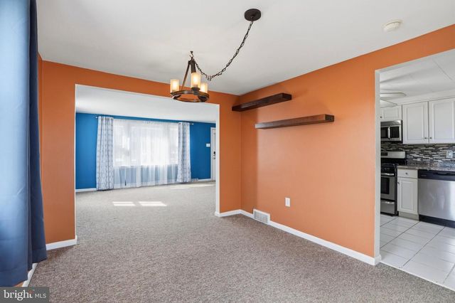 227 S 4TH AVE, Reading, PA 19611