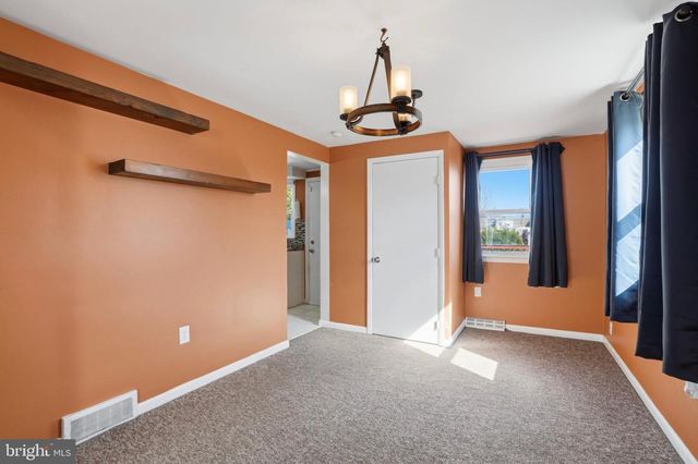 227 S 4TH AVE, Reading, PA 19611