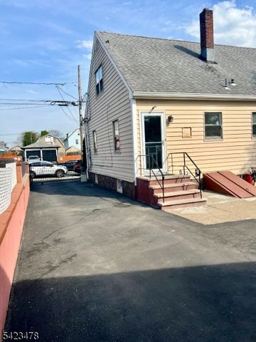 258 E 22Nd St, Paterson City, NJ 07514