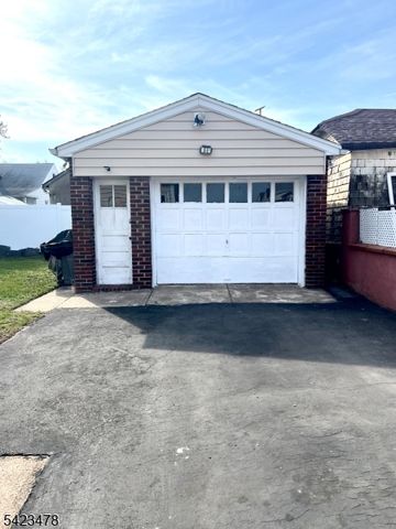 258 E 22Nd St, Paterson City, NJ 07514