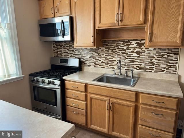 2837 S 7TH ST, Philadelphia, PA 19148