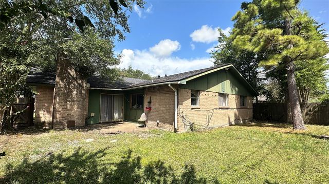 2210 Stillmeadow Drive, Missouri City, TX 77489
