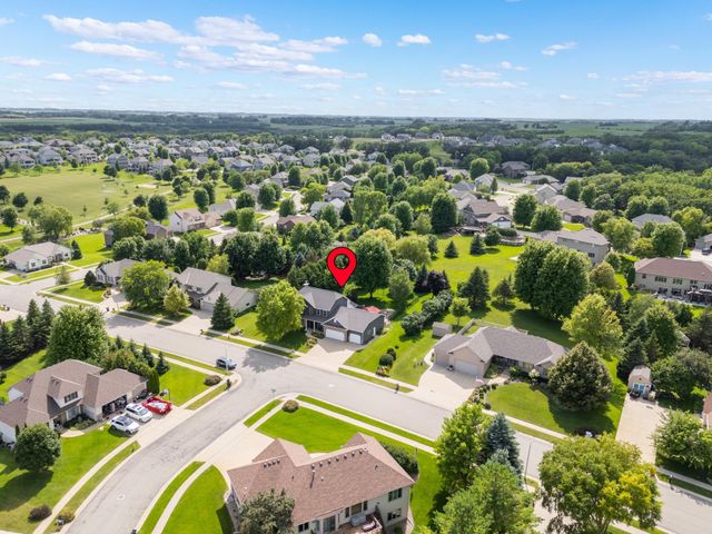 5005 Scenic Oak Drive SW, Rochester, MN 55902