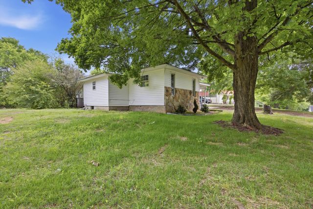 223 N Elm Street, Whitwell, TN 37397