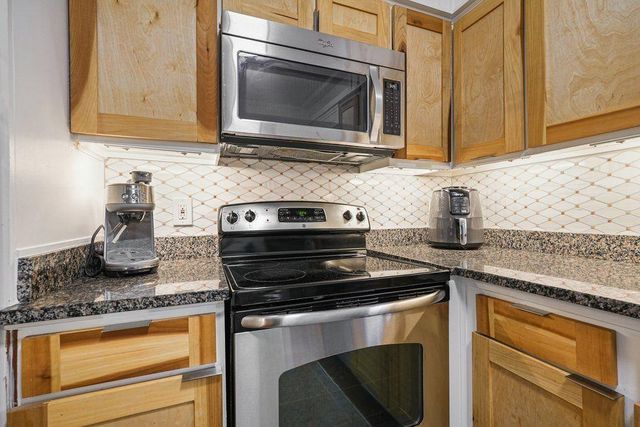 136 Peachtree Memorial Drive NW PA8, Atlanta, GA 30309