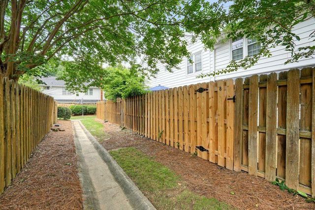 136 Peachtree Memorial Drive NW PA8, Atlanta, GA 30309
