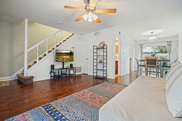 136 Peachtree Memorial Drive NW PA8, Atlanta, GA 30309