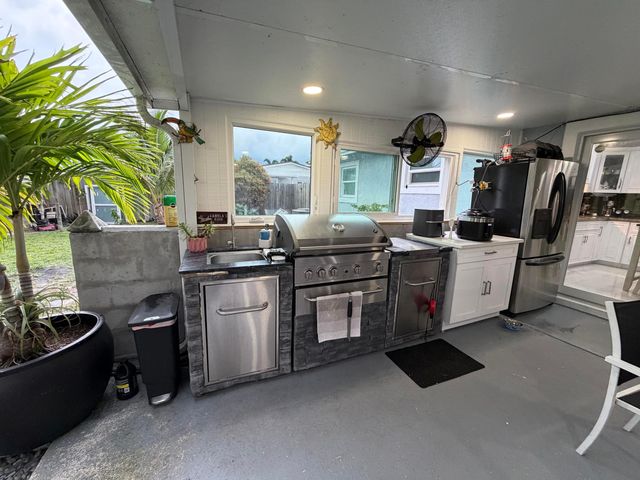 3407 TACONIC Drive, West Palm Beach, FL 33406