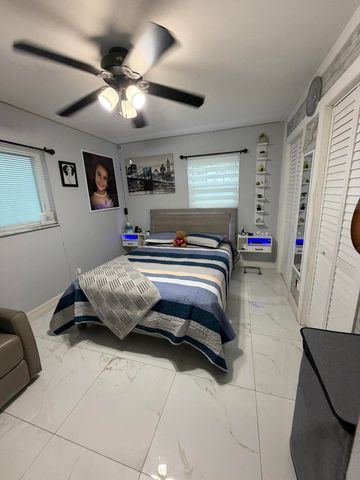 3407 TACONIC Drive, West Palm Beach, FL 33406