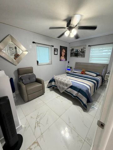 3407 TACONIC Drive, West Palm Beach, FL 33406