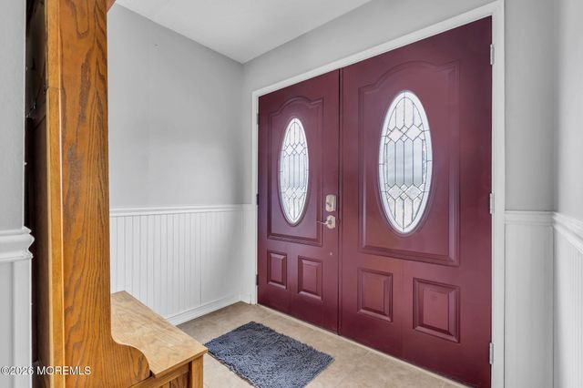 7 Glenwood Drive, Bayville, NJ 08721