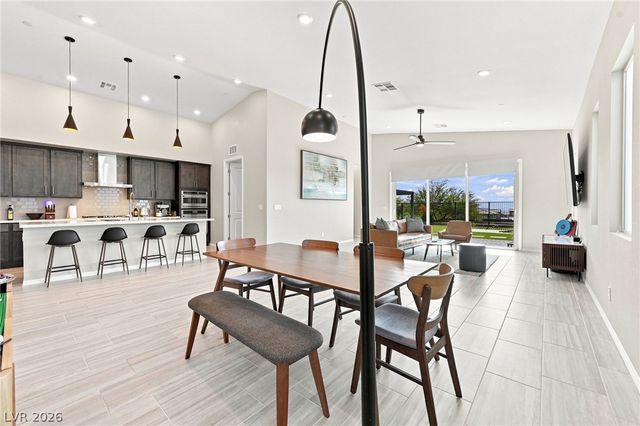 96 Sarabeth Street, Las Vegas, NV 89138