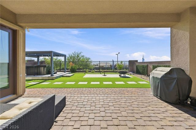 96 Sarabeth Street, Las Vegas, NV 89138