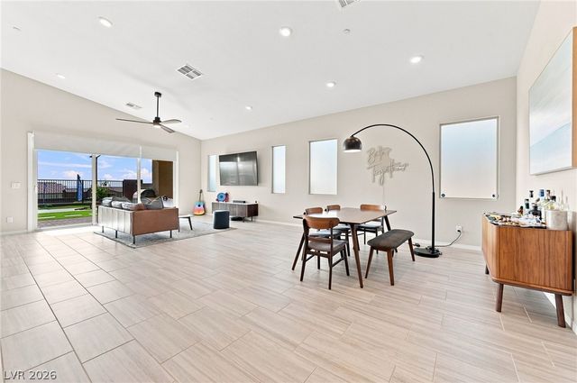96 Sarabeth Street, Las Vegas, NV 89138