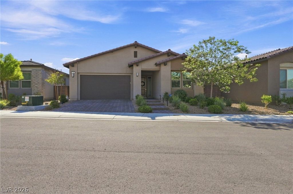 96 Sarabeth Street, Las Vegas, NV 89138