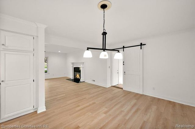 6386 Thorncrest Drive, Bloomfield Village, MI 48301