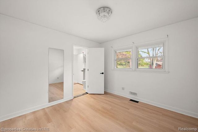 6386 Thorncrest Drive, Bloomfield Village, MI 48301