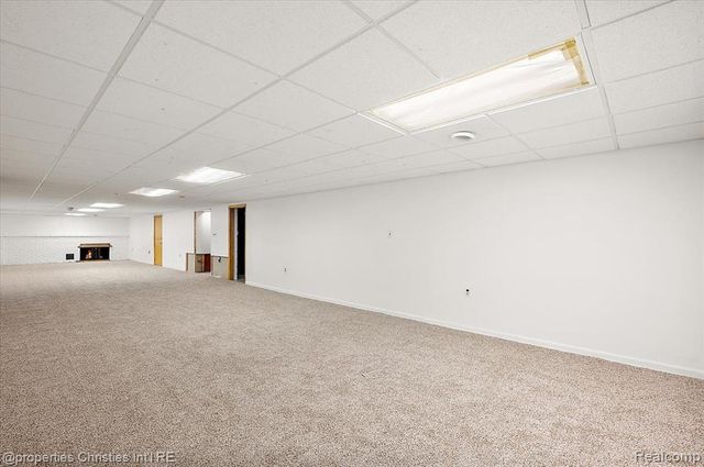 6386 Thorncrest Drive, Bloomfield Village, MI 48301