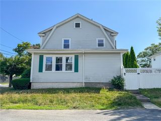 51 Ivy Avenue, Cranston, RI 02905