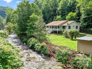 1393 Bald Mountain Road, Burnsville, NC 28714