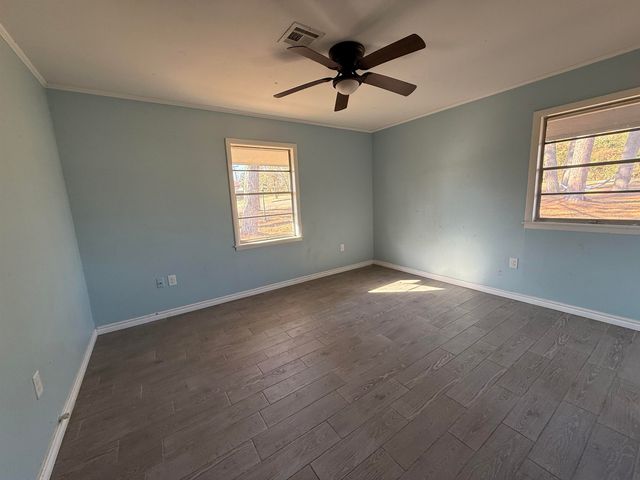 11 Cherrywood Circle, Marshall, TX 75672