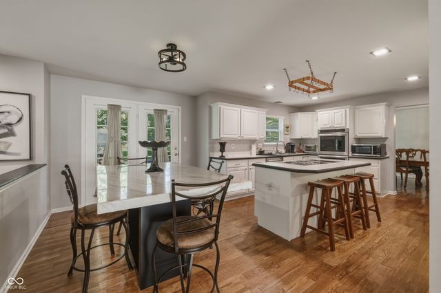 5855 Dapple Trace, Indianapolis, IN 46228