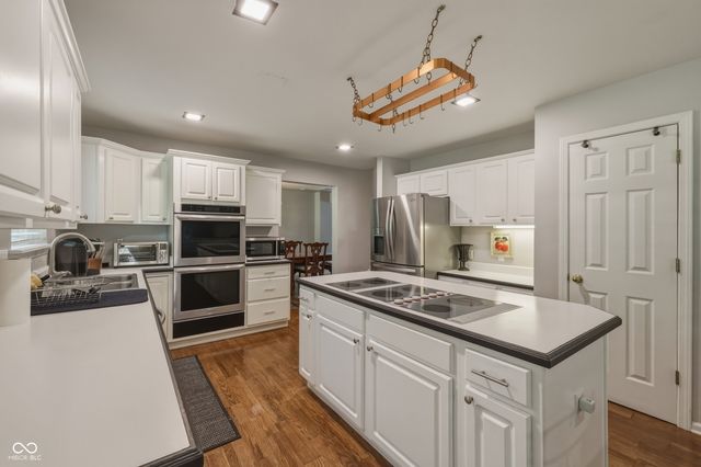 5855 Dapple Trace, Indianapolis, IN 46228