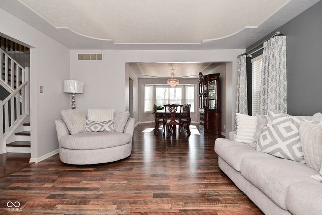 5855 Dapple Trace, Indianapolis, IN 46228