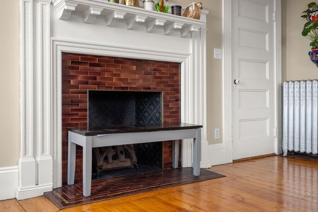 40 Cushing Ave 4, Boston, MA 02125