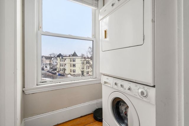 40 Cushing Ave 4, Boston, MA 02125