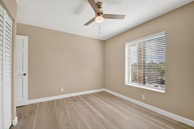 719 Sunny Pine Way D2, Greenacres, FL 33415