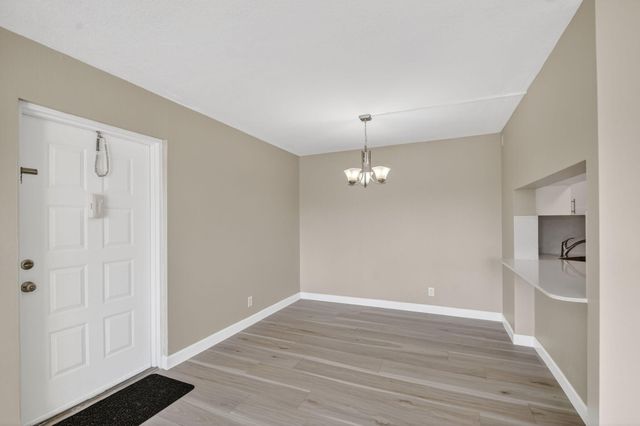 719 Sunny Pine Way D2, Greenacres, FL 33415