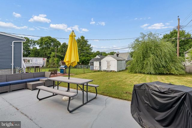 2716 MAPLE AVE, Parkville, MD 21234